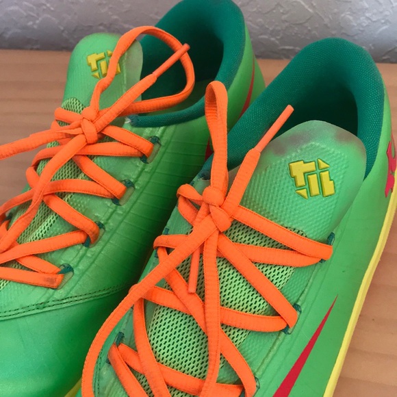 Kevin Durant Sneakers! Awesome colors! Size 6.5 - Picture 5 of 7